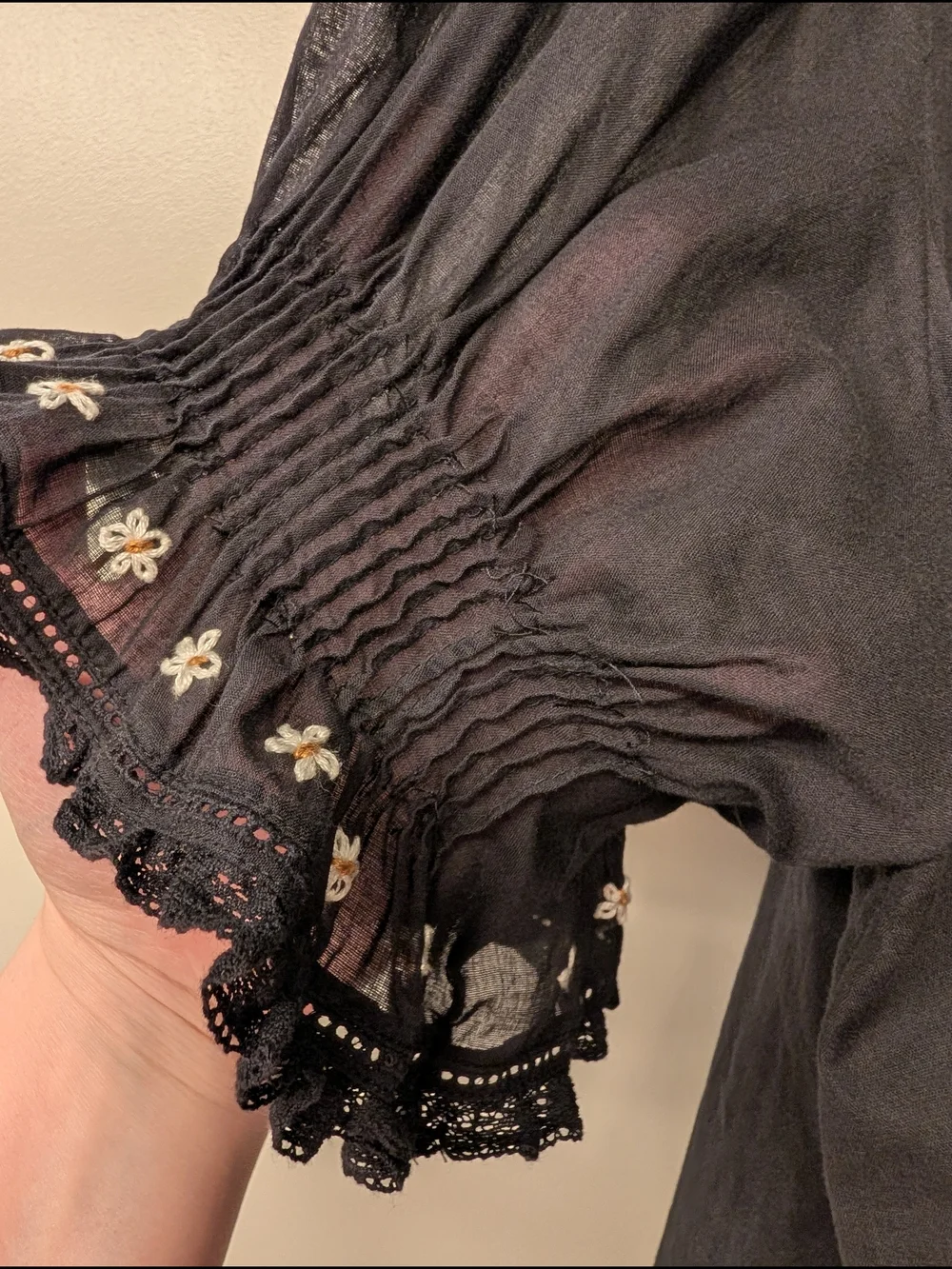 Doen Hettie Black Ruffled Blouse with White & Green Floral Trim